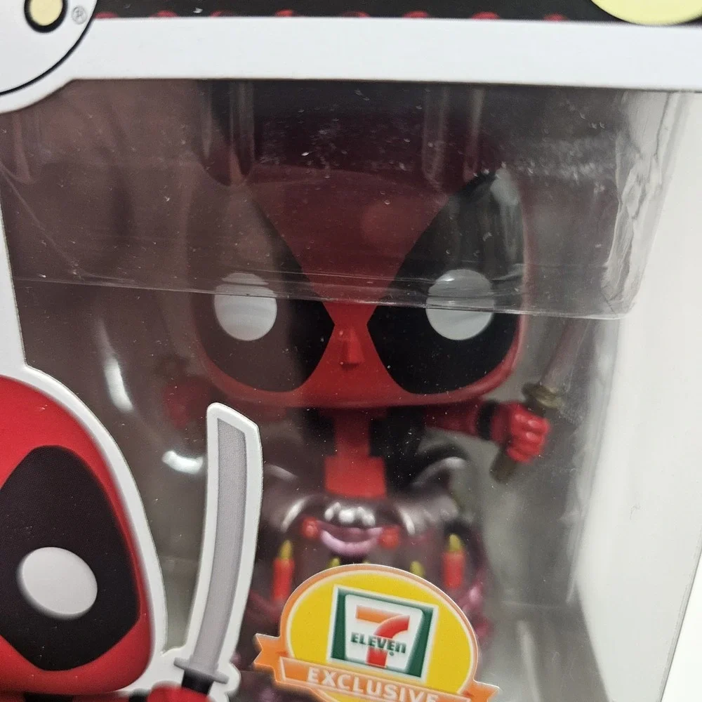 Funko POP Deadpool 776 7-11 7-Eleven Exclusive Deadpool in Cake